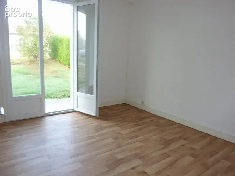 Maison 95 m² à Saulge  - photo 3