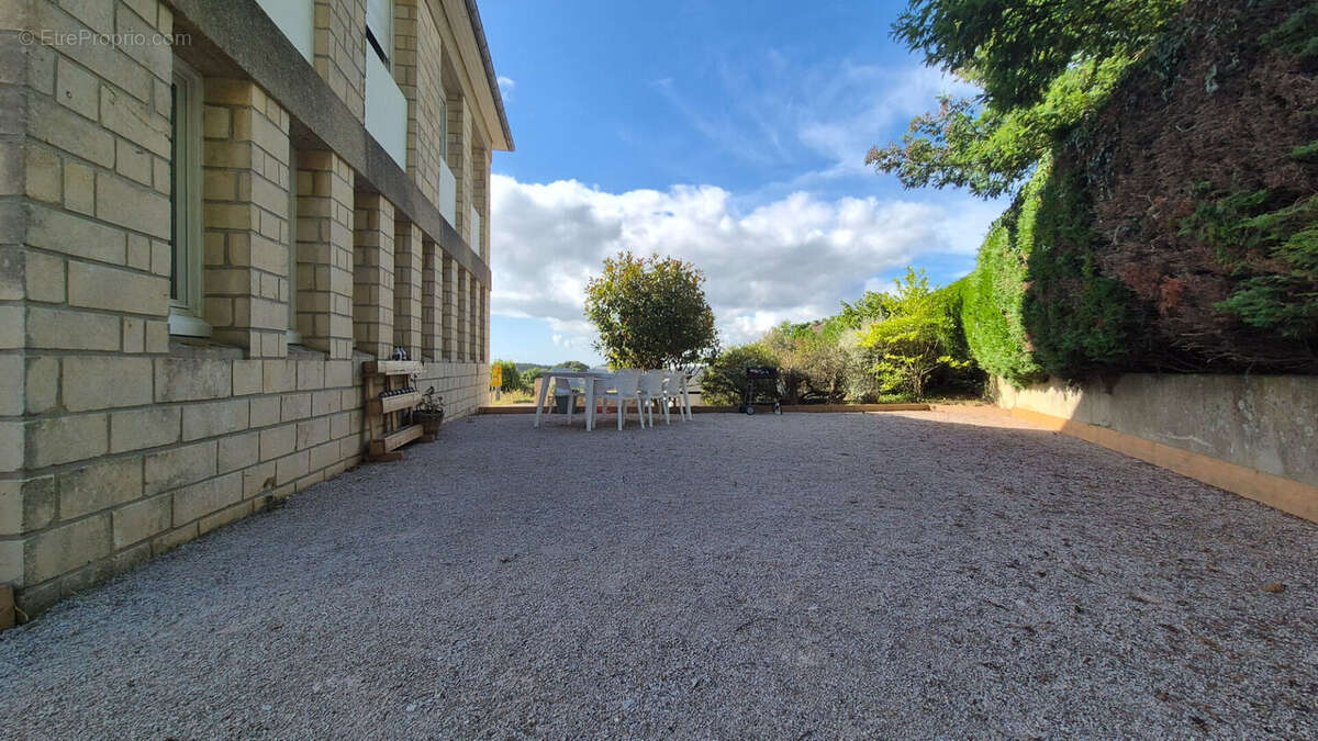 Immeuble de rapport Clés en Main --> 4 Appts + potentiel 5ème Vue Mer ! - photo 14