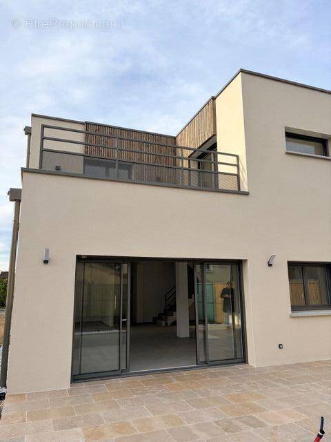 Maison à CORMONTREUIL