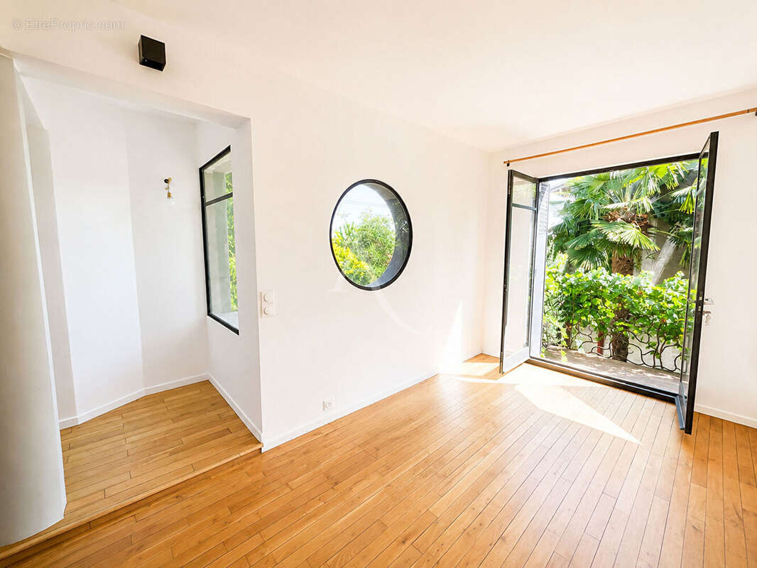 Maison Fontenay Sous Bois 5 pièce(s) 111 m2 - photo 2
