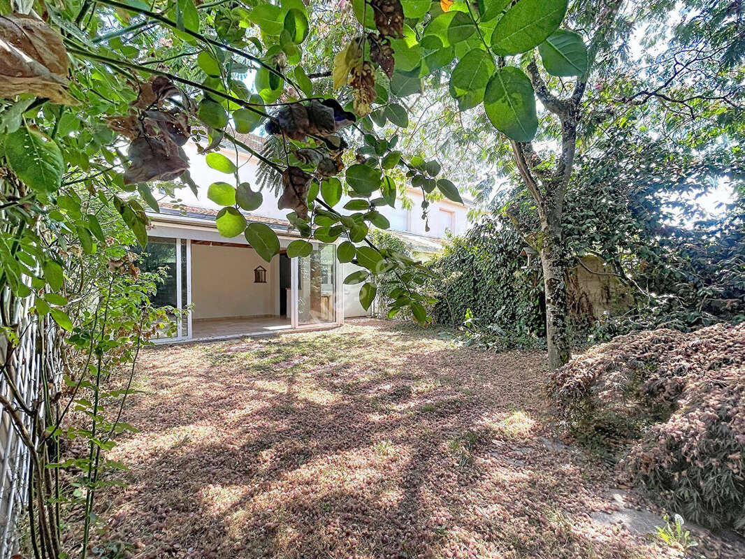 EXCLUSIVITE / Nantes Sainte-Thérèse / Maison 3 chambres 108 m2 / Jardin sud / garage - photo 8