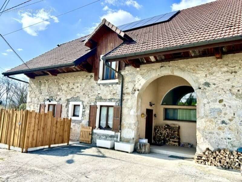 Maison à ALBY-SUR-CHERAN
