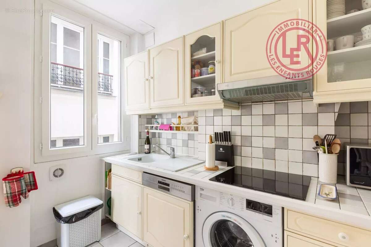 Appartement à PARIS-3E