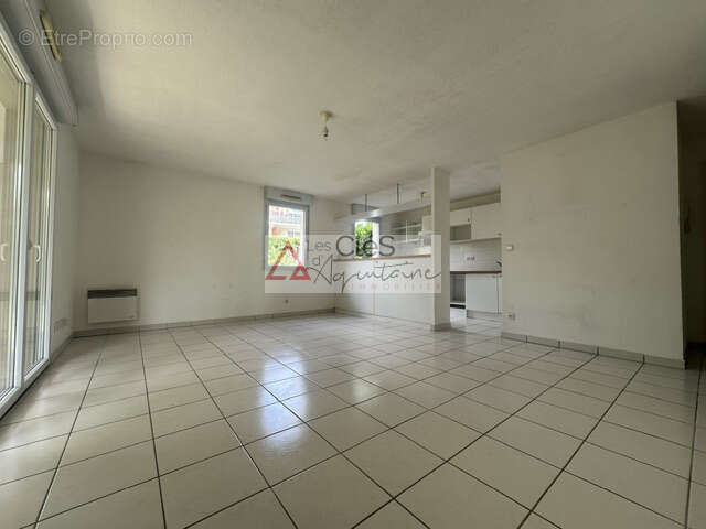 Appartement à SAINT-MACAIRE