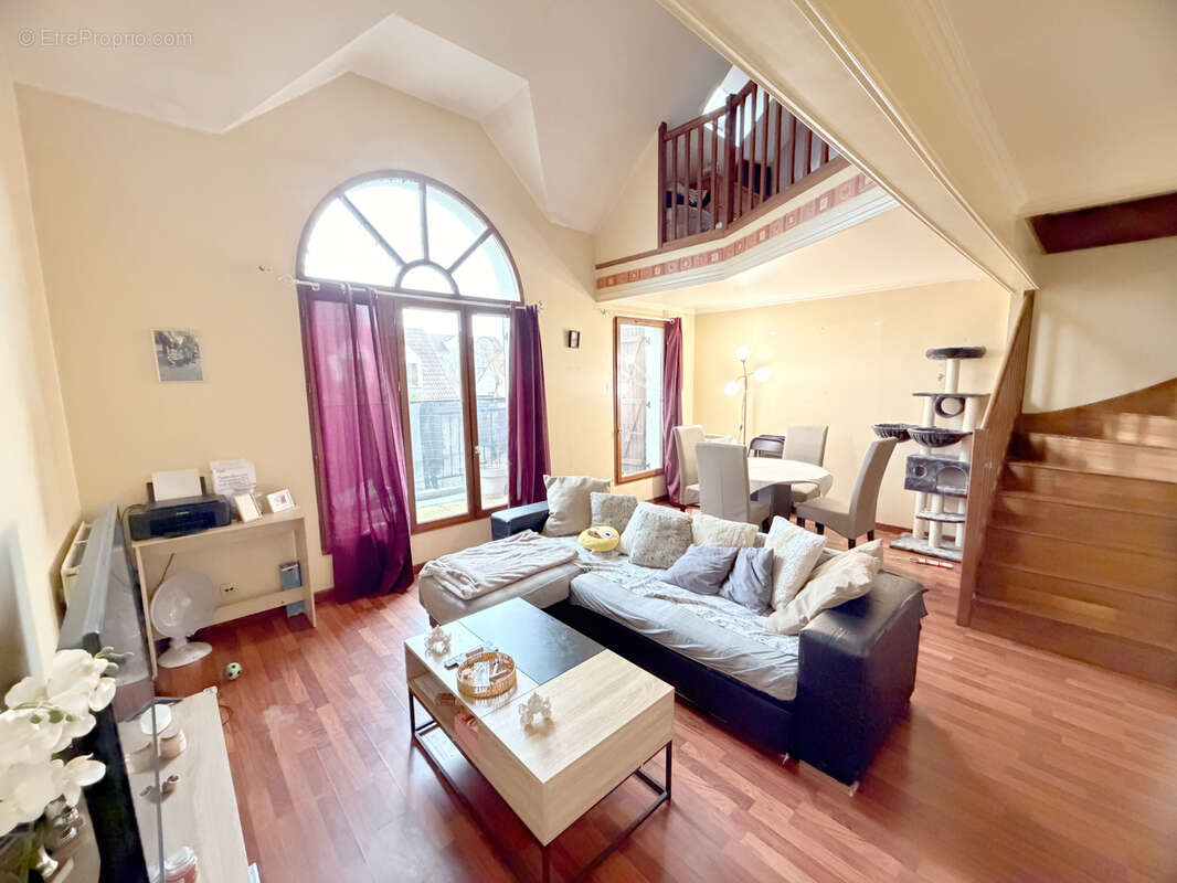 Maison à PONTAULT-COMBAULT