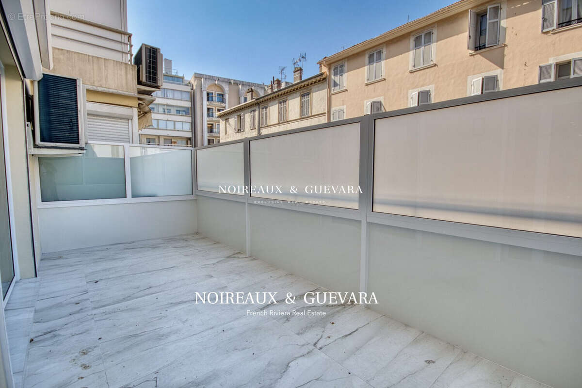 Appartement à CANNES