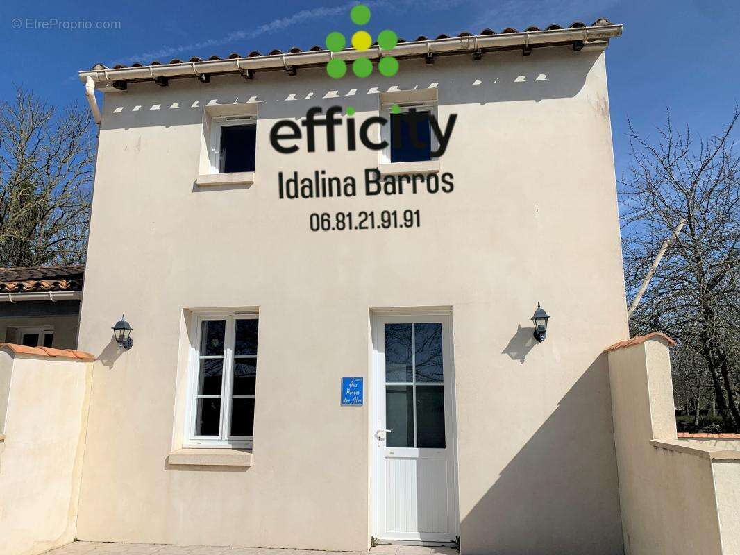 Maison à ROMAZIERES