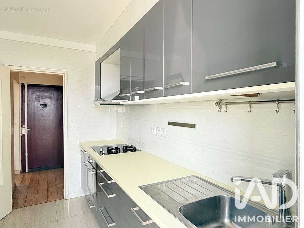 Appartement 62 m² à Creteil  - photo 3