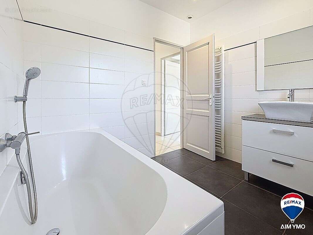 Appartement à BASTELICACCIA