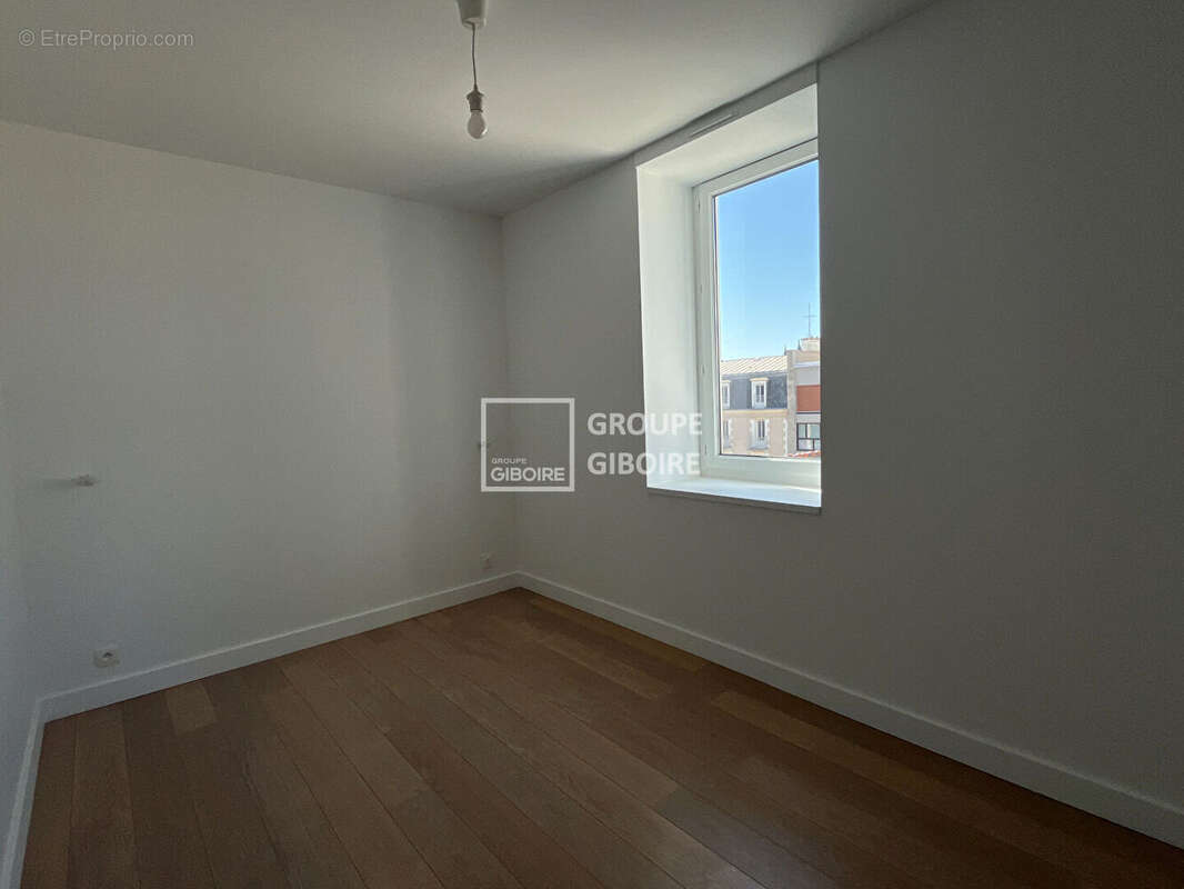 A vendre agence giboire appartement type 3  saint malo rochebonne - vue mer - dernier etage - renove - photo 4