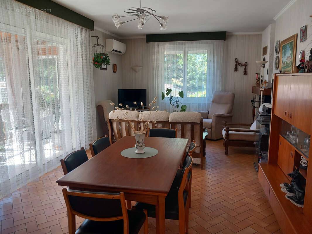 Maison à MONSEMPRON-LIBOS