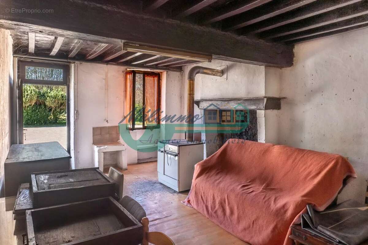 Maison 71 m² à Sougeres-En-Puisaye  - photo 2