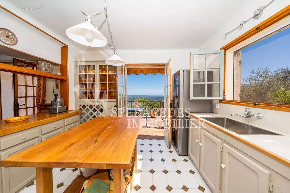 Maison à SPERACEDES