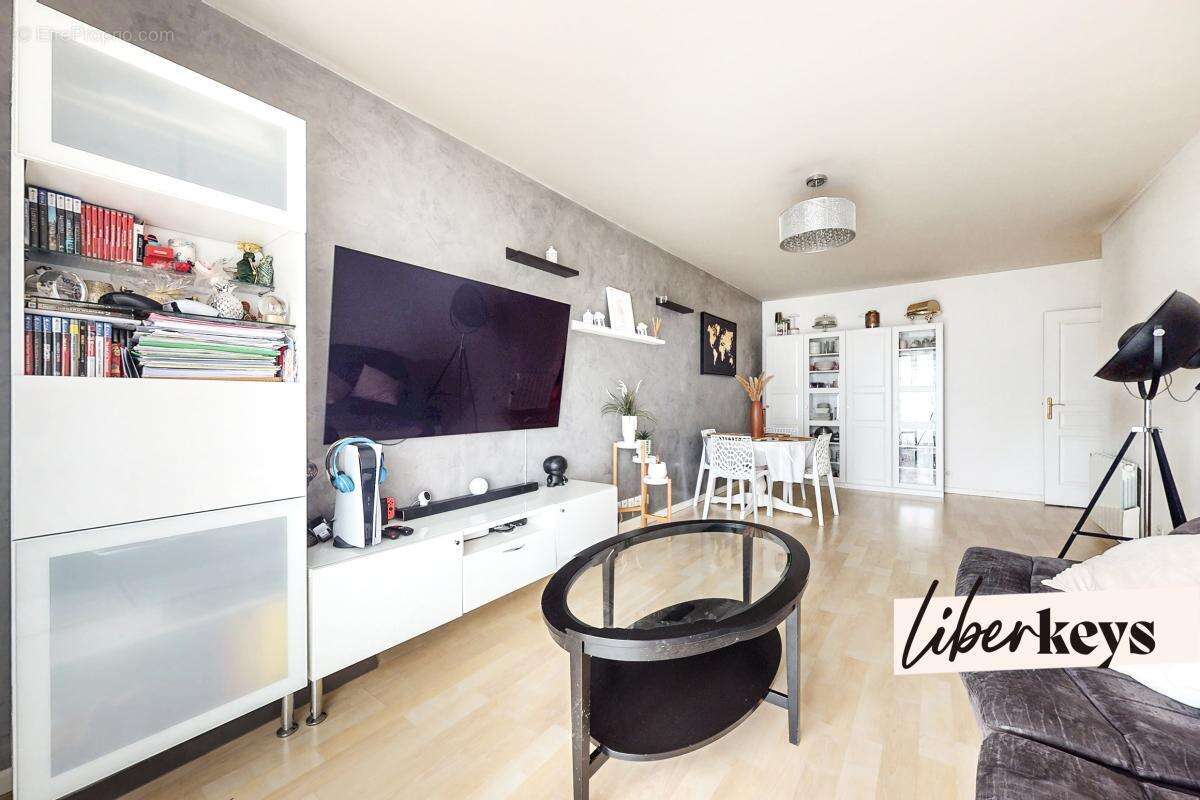 Appartement à COLOMBES