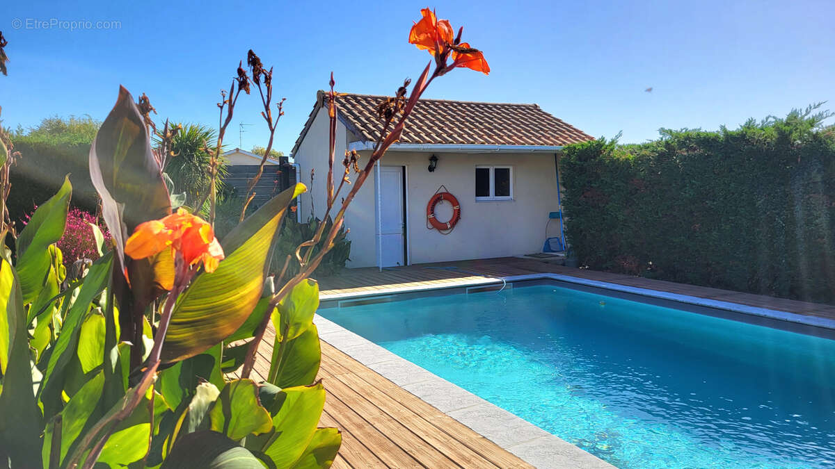 Maison à SAINT-ANDRE-DE-CUBZAC