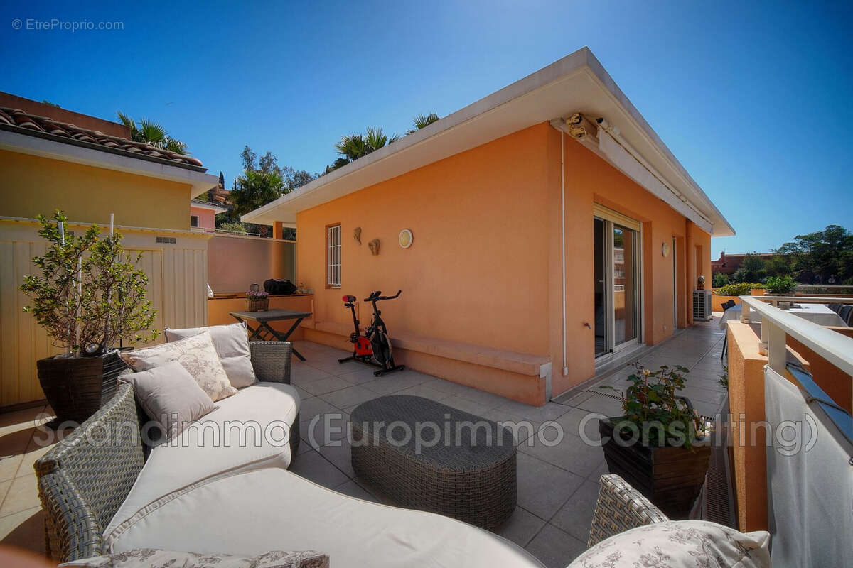 Appartement à THEOULE-SUR-MER