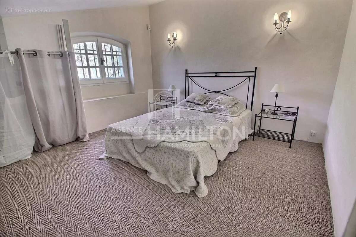 Maison à LE BAR-SUR-LOUP