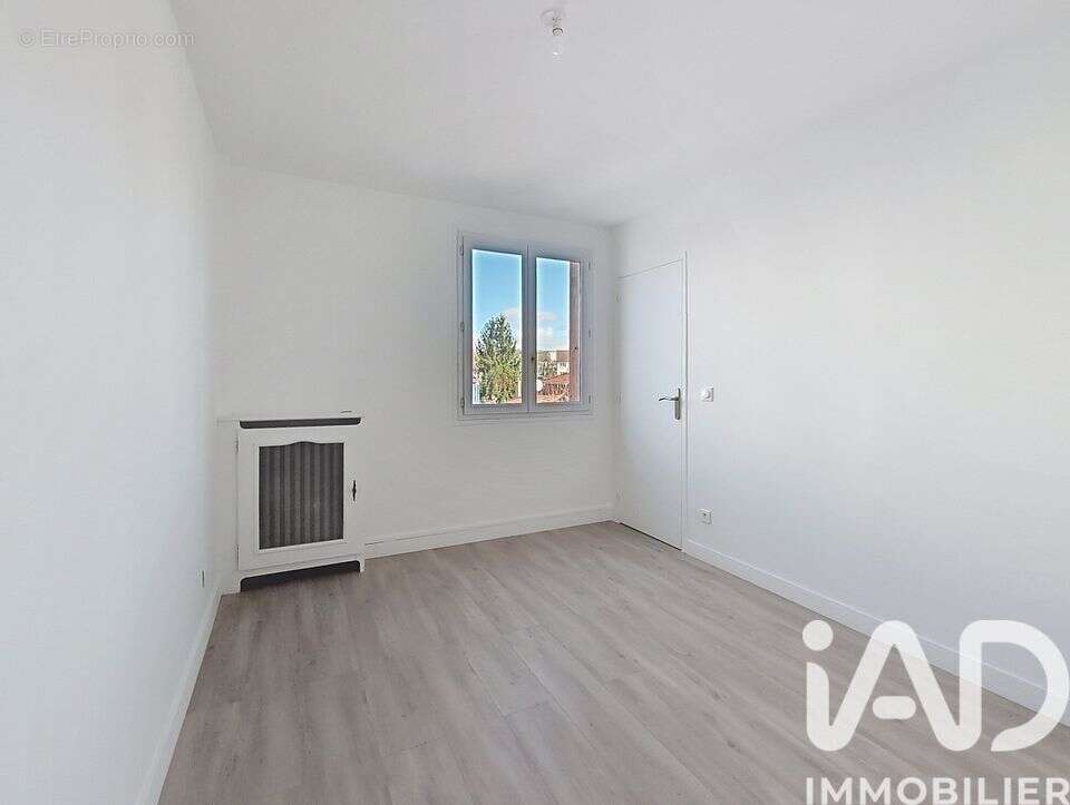 Photo 8 - Appartement à VILLEMOMBLE