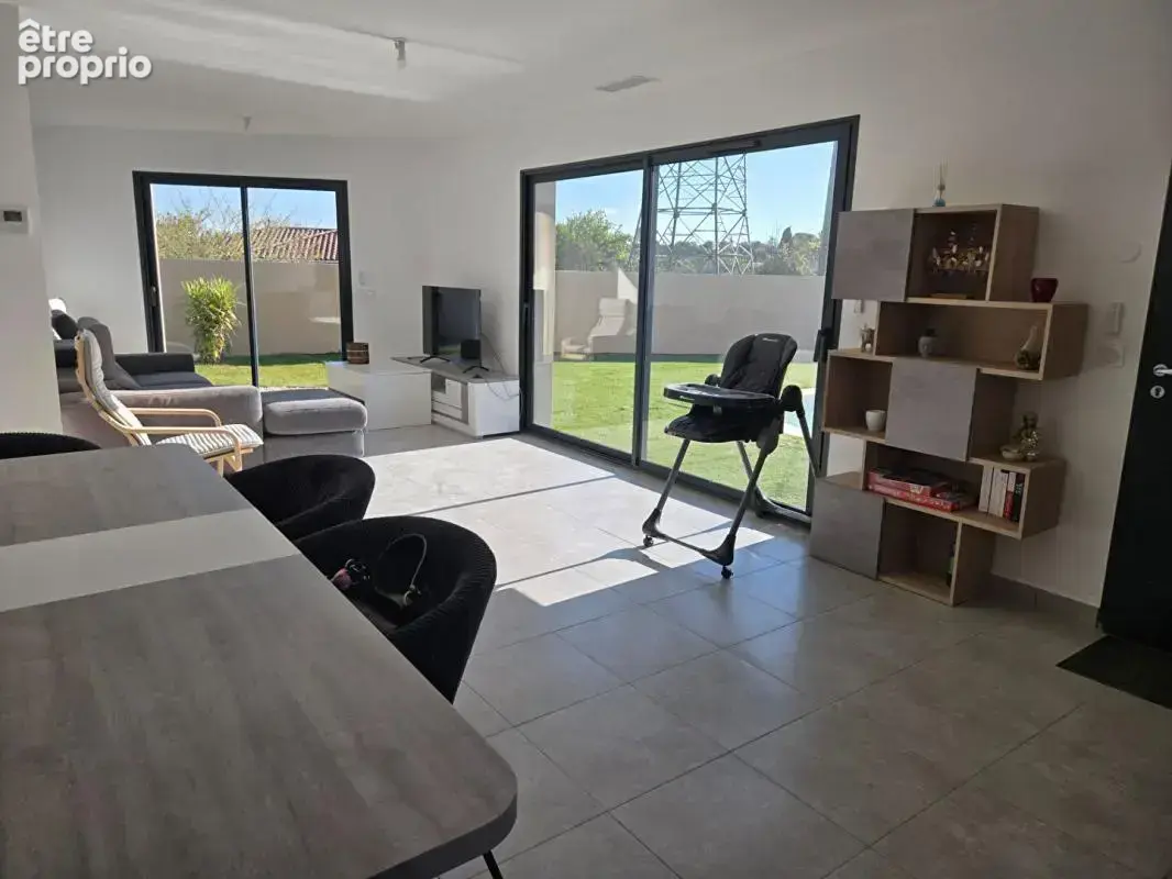 BOISSET et GAUJAC Confortable Villa de 101 M2, 3 Chambres tout confort avec piscine sur 620 M2 de terrain - photo 8
