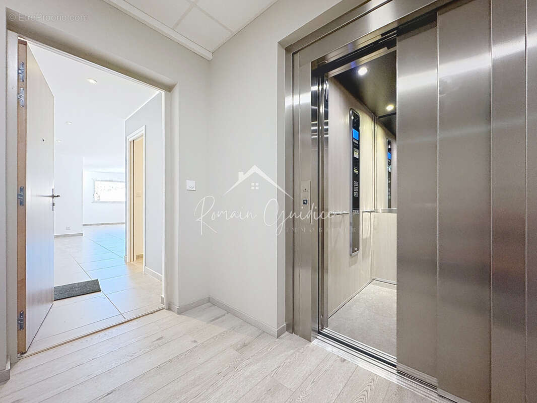 Appartement de standing f4 de 135 m2 - photo 4