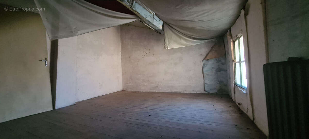 Maison 120m² à neuville-sur-ain - photo 7