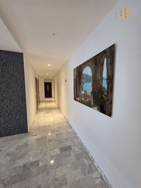 Appartement à BEAUSOLEIL