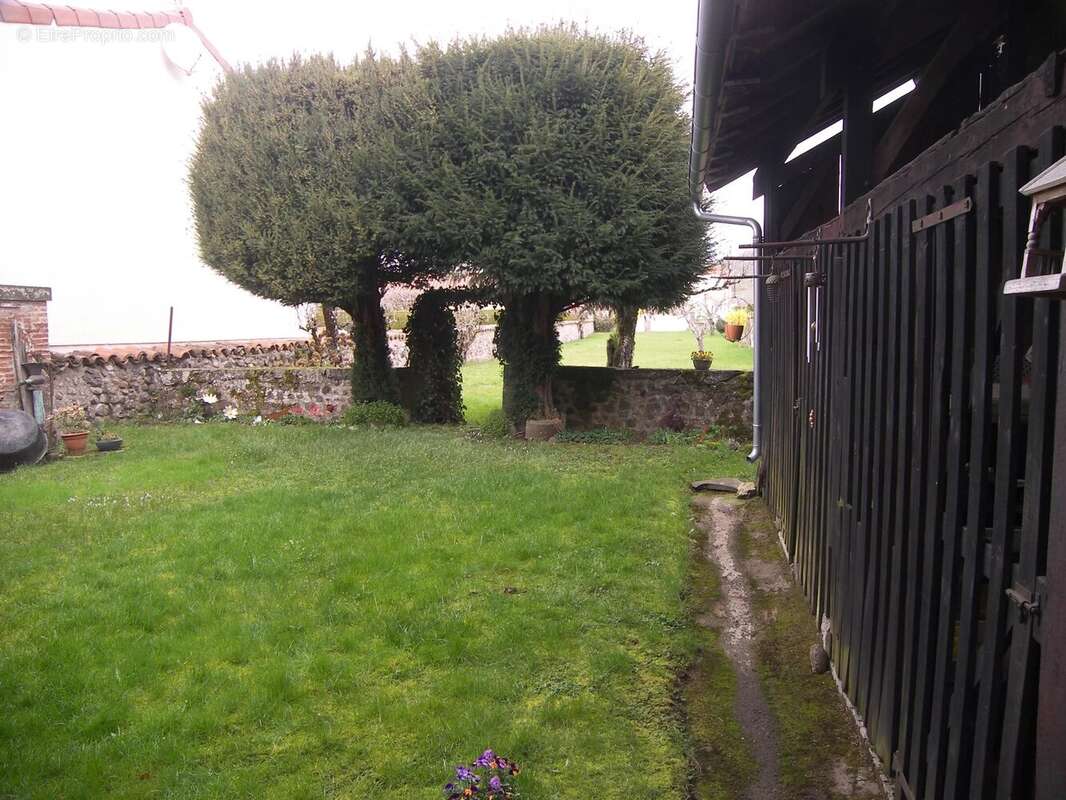 Maison à ARPAJON-SUR-CERE