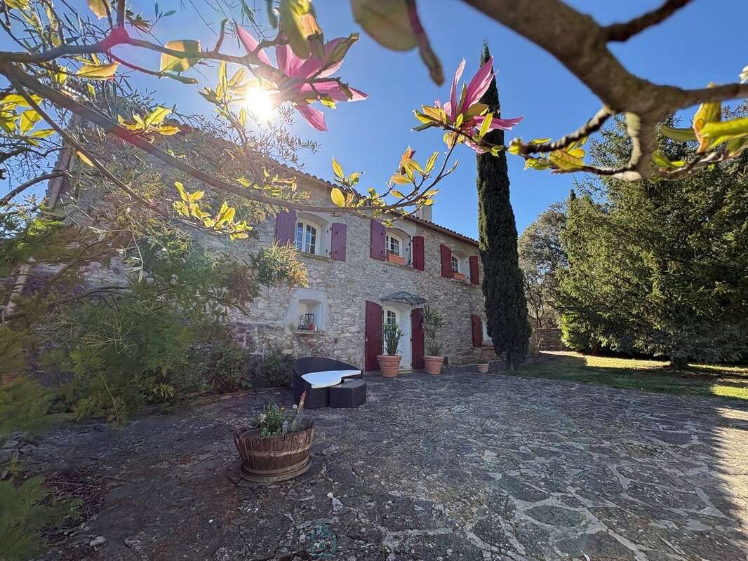 Maison à ROUSSON