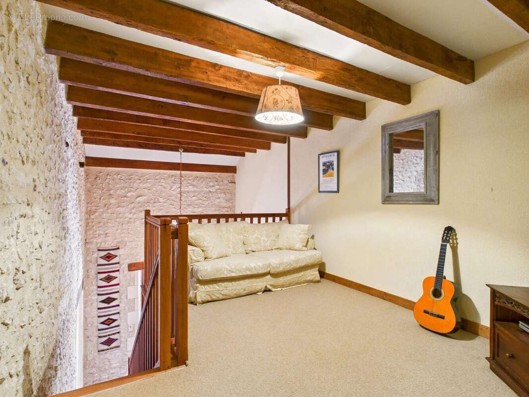 Maison à BOUTEILLES-SAINT-SEBASTIEN