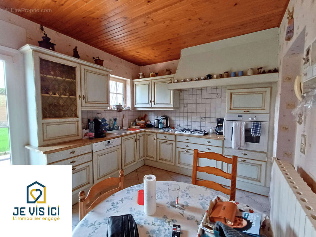 Maison à HALLENNES-LEZ-HAUBOURDIN