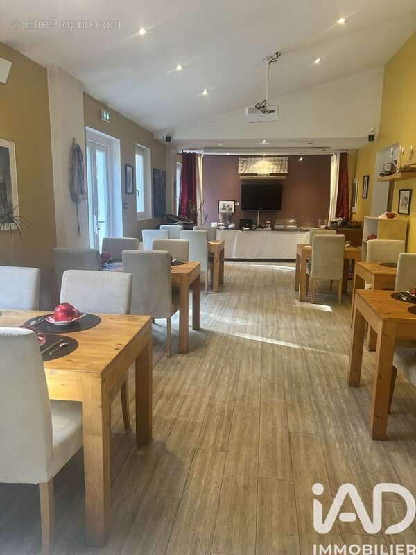 Photo 3 - Commerce à AUBIGNOSC