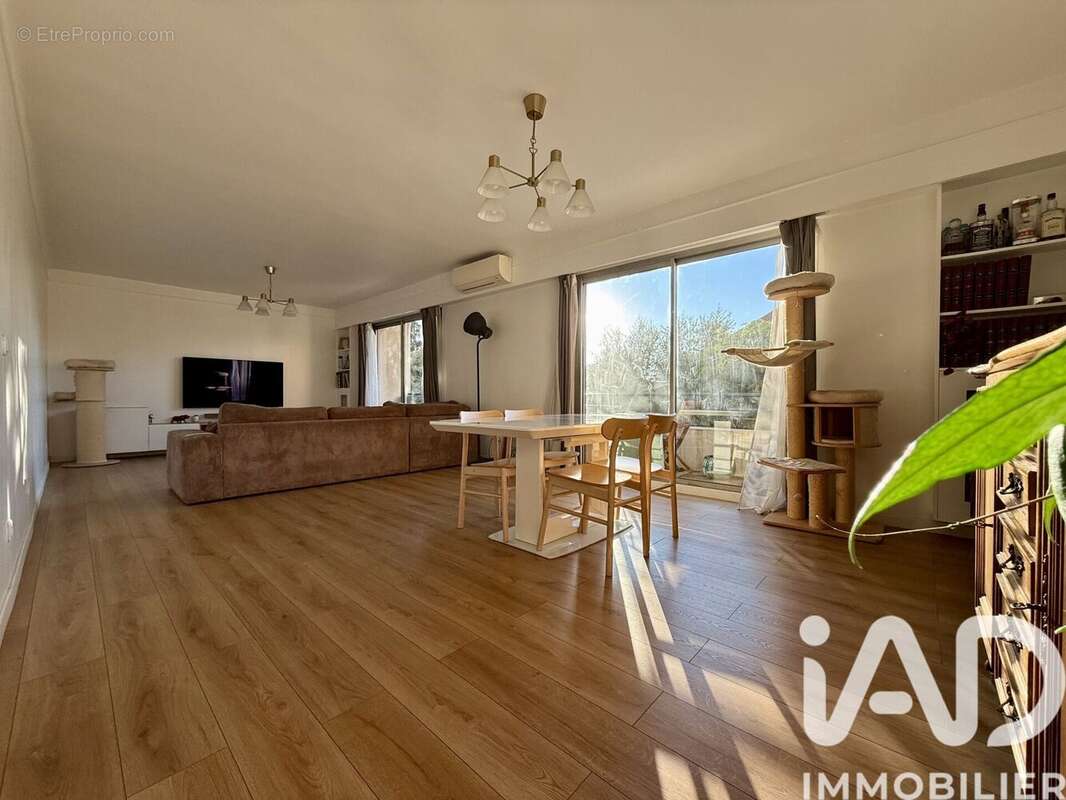 Photo 2 - Appartement à MARSEILLE-9E