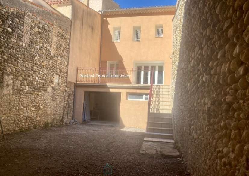 Maison à LES MEES