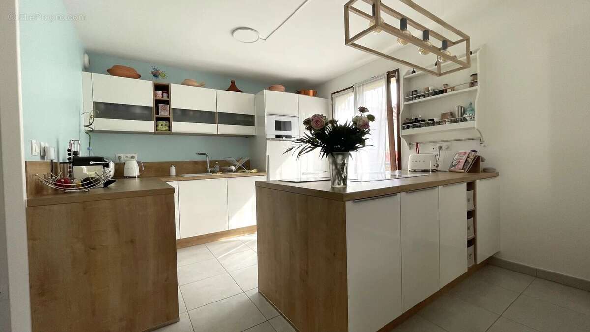 Appartement à MAFFLIERS