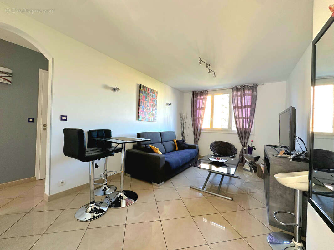Appartement à MARSEILLE-10E