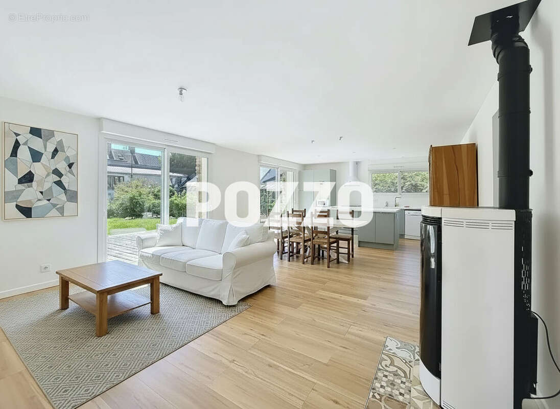 Vente : maison 6 pièces (115 m²) à SAINT PIERRE LANGERS (50530) - photo 2