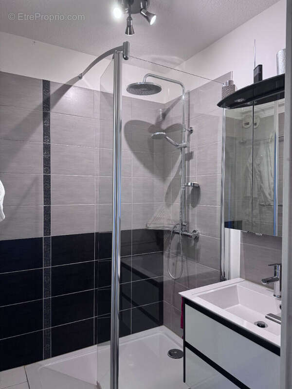 Appartement à MONT-SAINT-AIGNAN