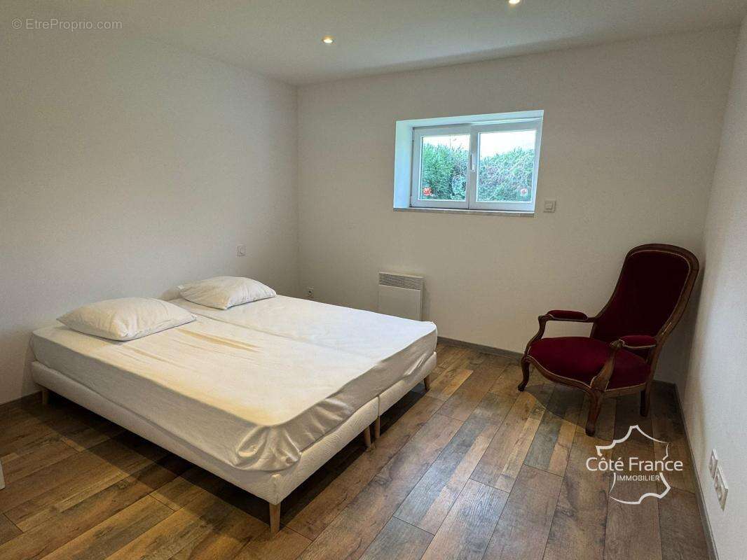 Maison à MAROLLES-LES-BRAULTS