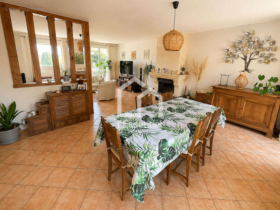 Maison à VERNOUILLET