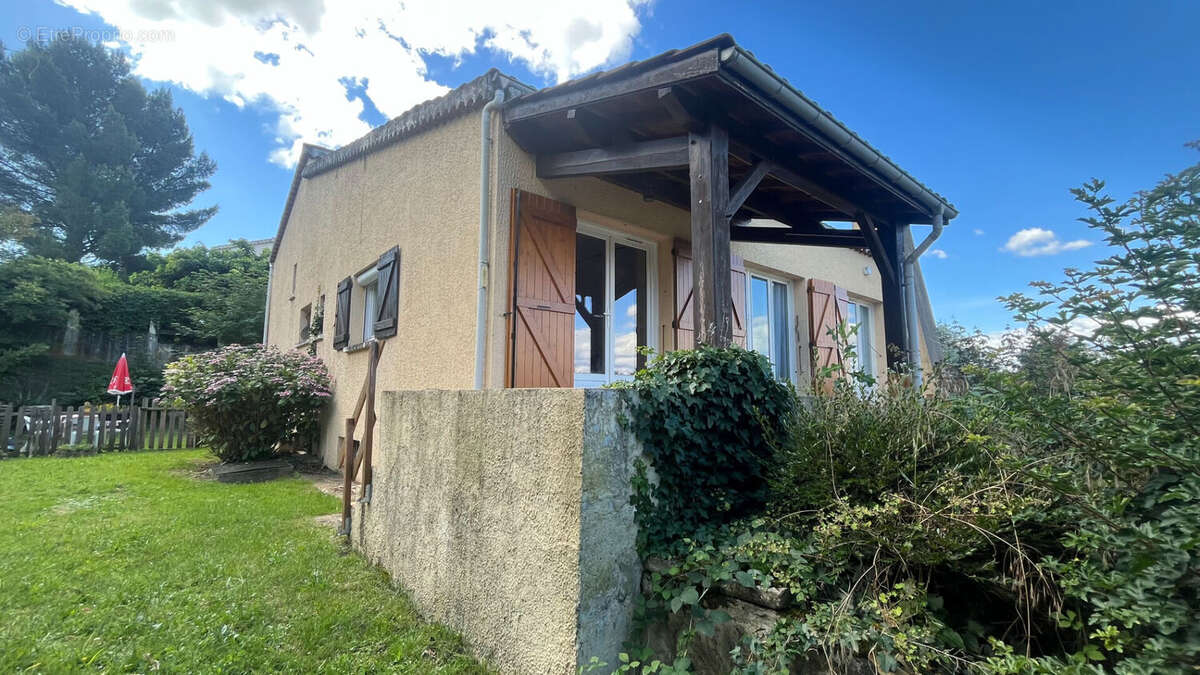 Maison à TERNAY