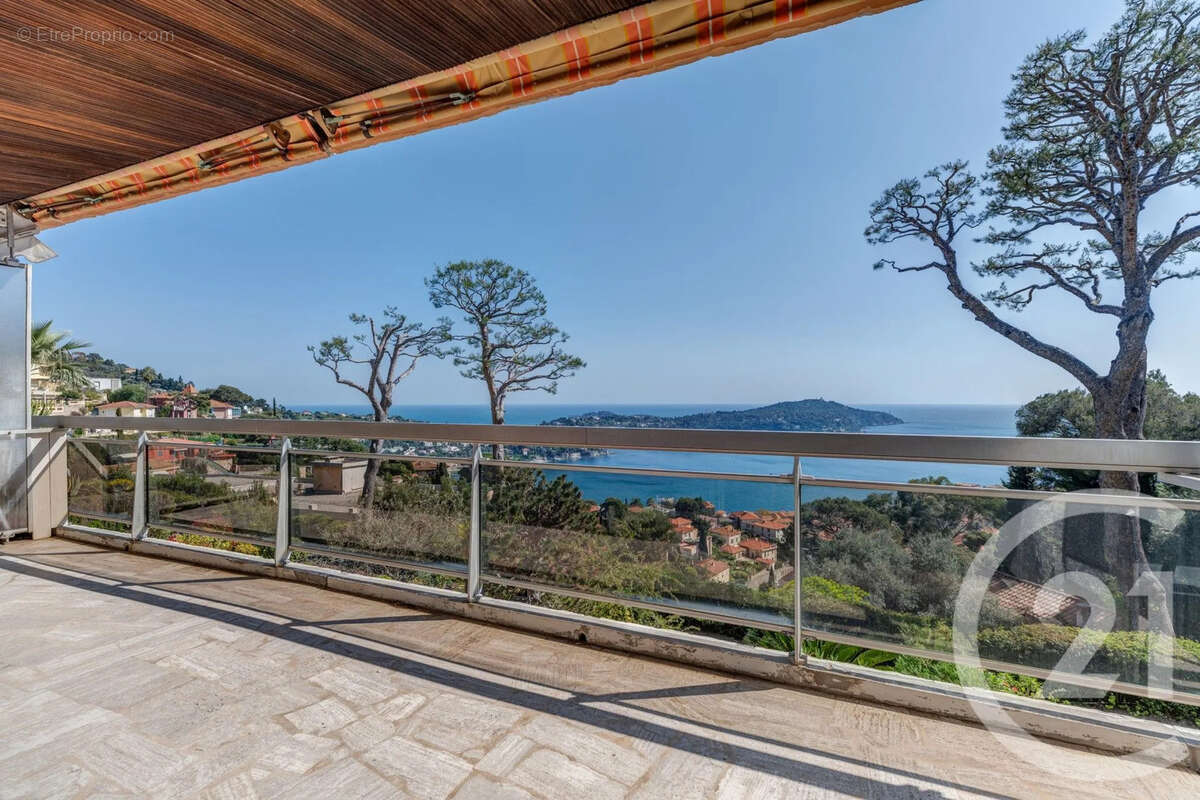 Appartement à VILLEFRANCHE-SUR-MER