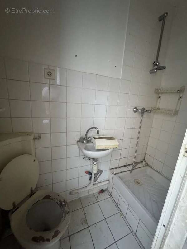 studio à rénover à la frontiere de Paris - photo 4
