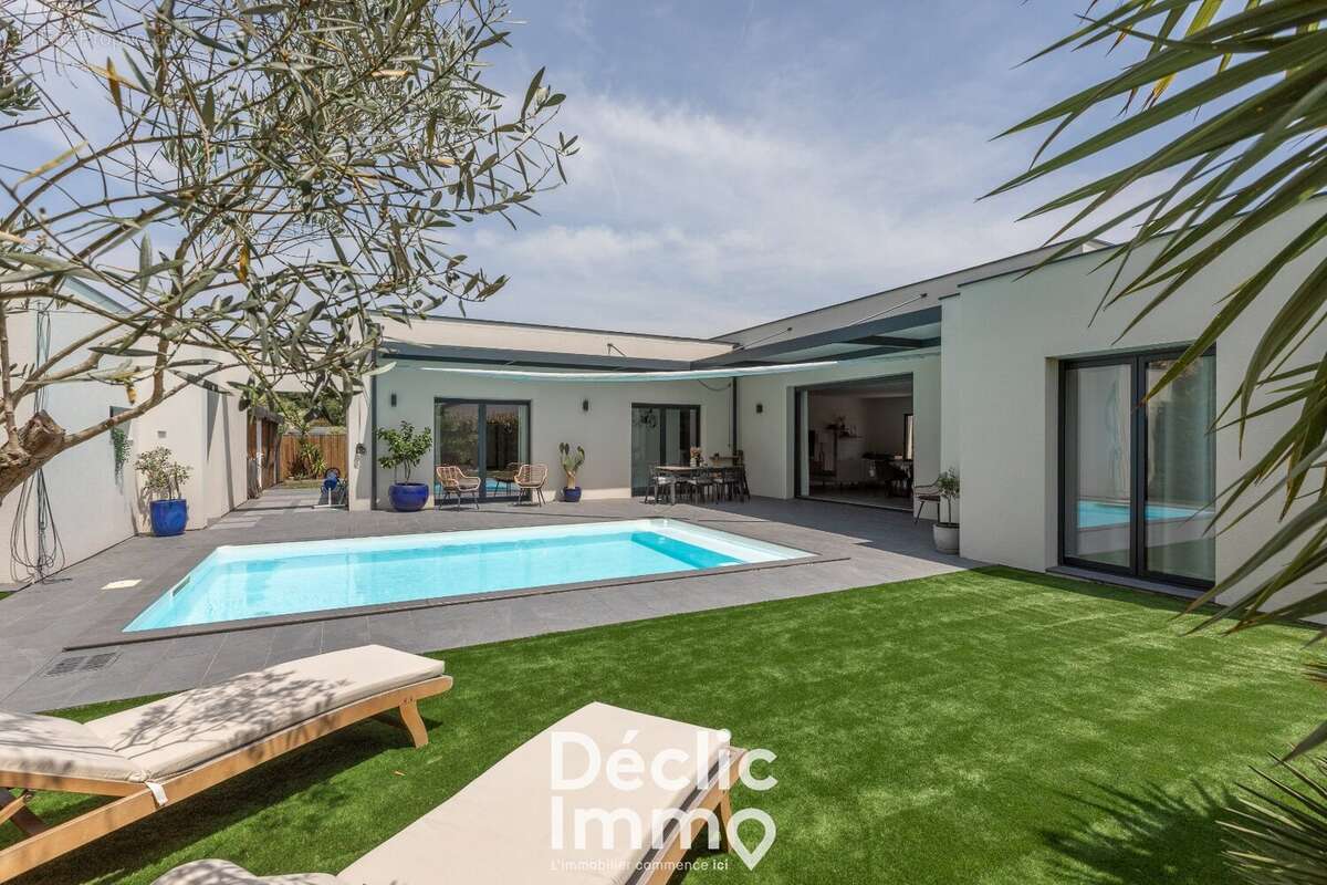 À vendre villa contemporaine avec piscine à Gujan Mestras - photo 14