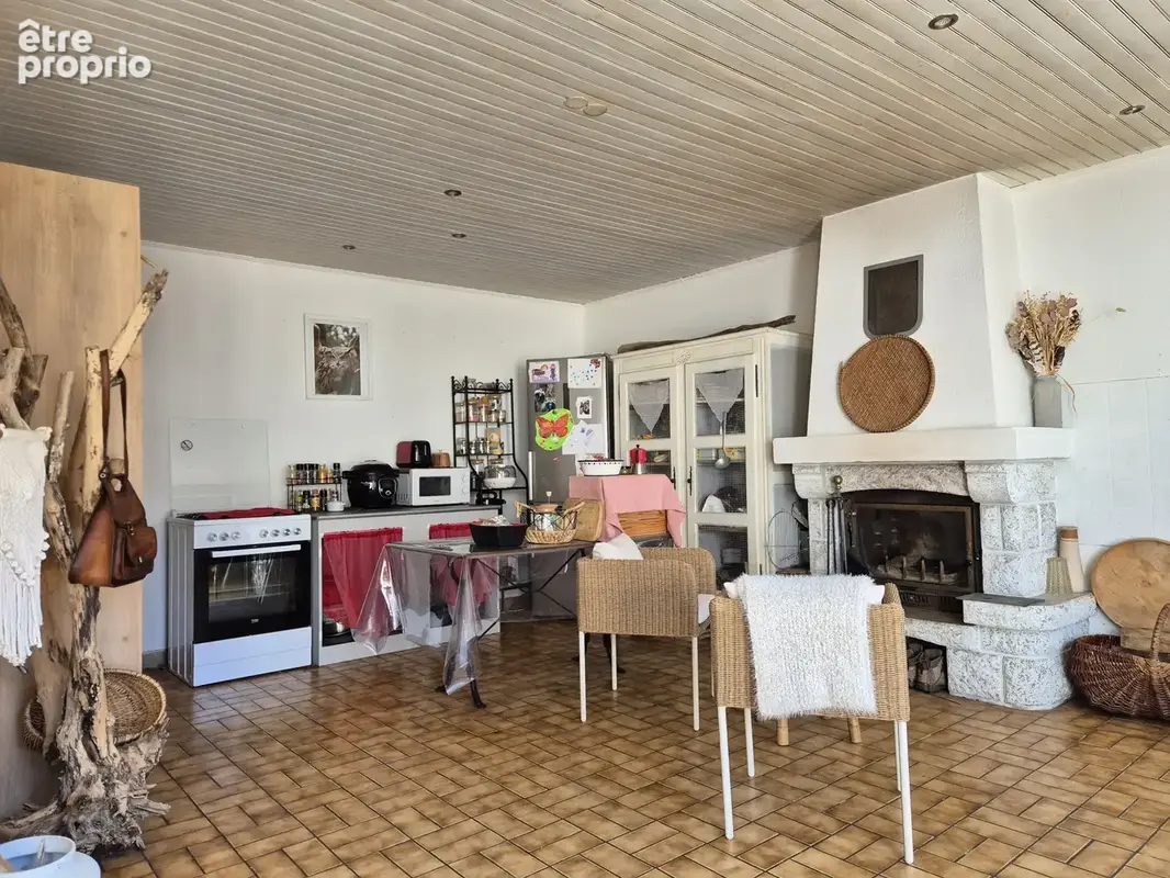 Maison de 113 m2 avec dépendances à Sévérac. - photo 4