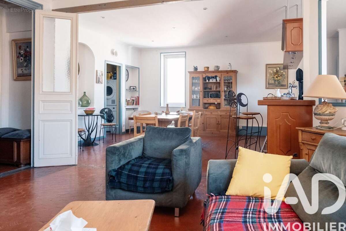 Appartement 140 m² à Toulon  - photo 2