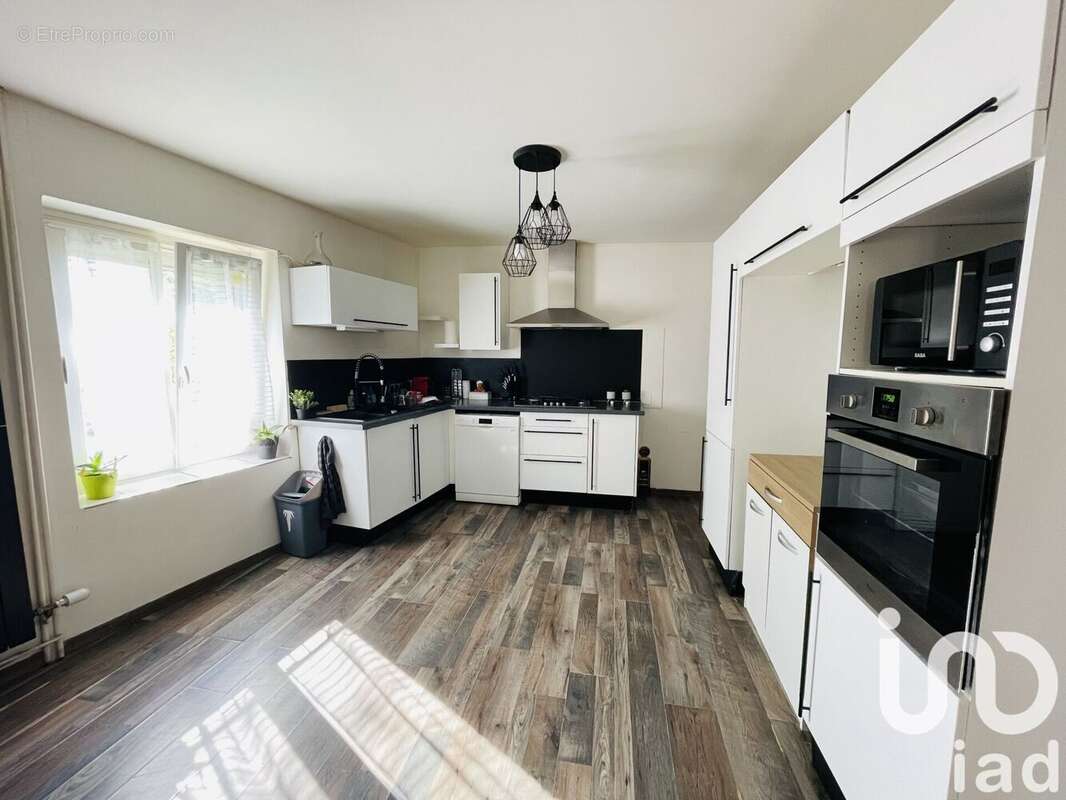 Photo 5 - Maison à CHATEL-SUR-MOSELLE