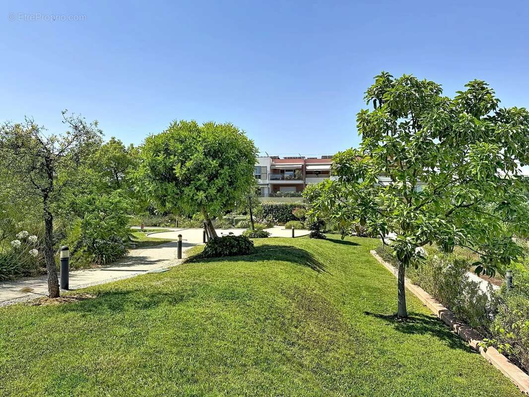 Nice Fabron/studio 27 m²/terrasse-jardin/garage/ - photo 10