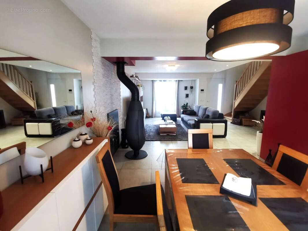 Maison à VITRY-SUR-SEINE