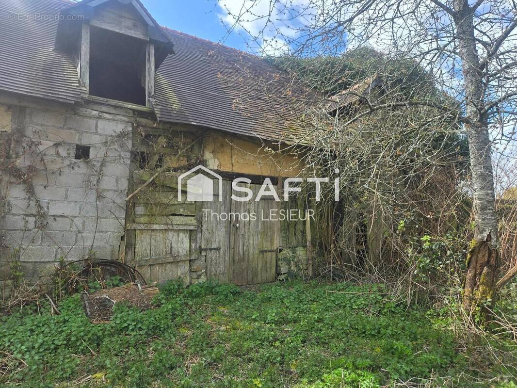 Photo 1 - Terrain à LA FERRIERE-AUX-ETANGS