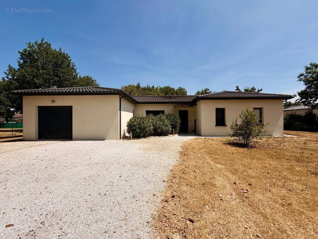 Photo 1 - Maison à CASTELSARRASIN